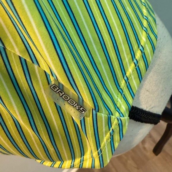 Brooks Green Stripe Running Tank Top Women’s size Medium - Picture 3 of 8